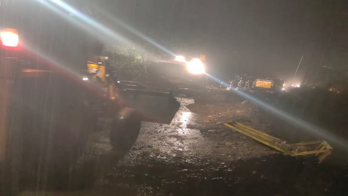 MUSSOORIE DEHRADUN ROAD LANDSLIDE