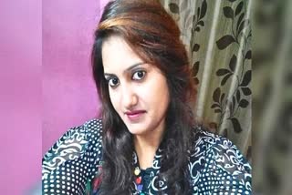 Sana Khan Murder  Sana Khan Murder Police Investigation  Sana Khan  Police Investigation  BJP Leader Sana Khan  BJP Woman Leader  Nagpur Police  Mobile Phone  Google Drive  Amit Sahu  മൊബൈല്‍ ഫോണ്‍  സന ഖാന്‍ വധം  സന ഖാന്‍  സന ഖാന്‍ വധത്തില്‍ ഇരുട്ടില്‍ തപ്പി പൊലീസ്  പൊലീസ്  കൊലപാതകം  നിര്‍ണായക തെളിവ്  ബിജെപി വനിത നേതാവ്  ബിജെപി  അമിത് സാഹു  സഞ്ജയ് ശർമ