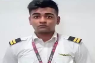 0 year old man held for posing as pilot to impress girlfriends