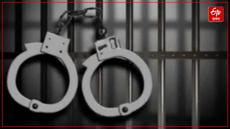 Kolkata Police arrests man