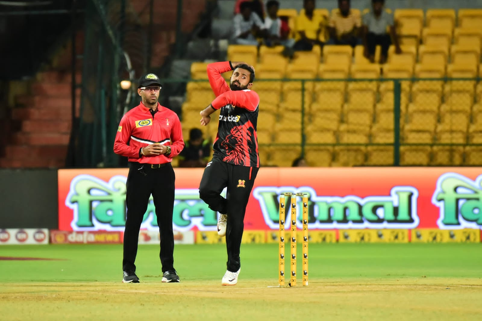 maharaja-trophy-hubballi-tigers-beat-shivamogga-lions-by-3-wickets