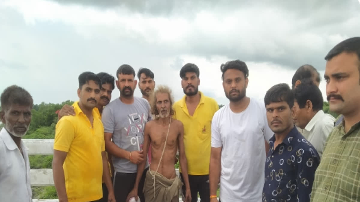 sadhu was  rescued by Civil Defence