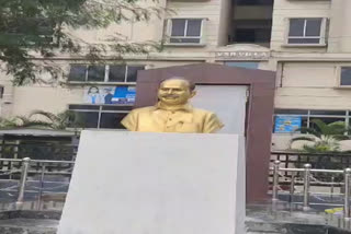 YS Rajasekhar Reddy Statue