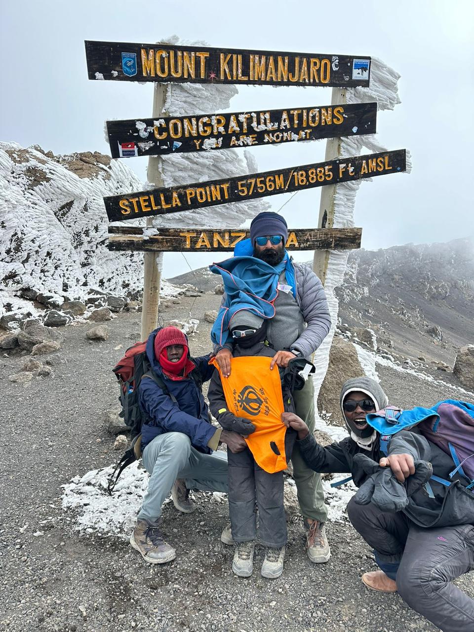 5 year old Tegbir Singh of Rupnagar created a record by climbing the highest peak of the African continent