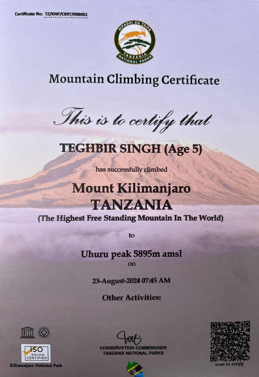 5 year old Tegbir Singh of Rupnagar created a record by climbing the highest peak of the African continent