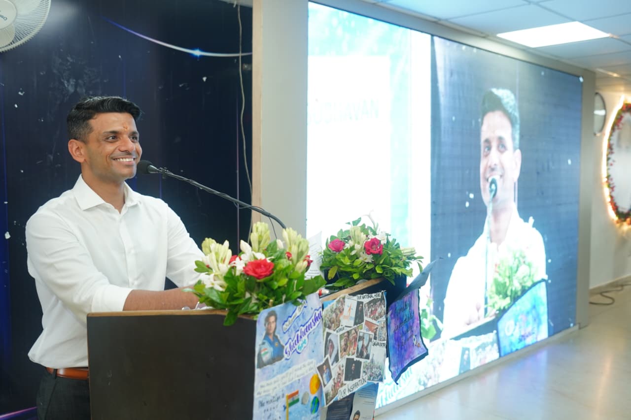 ग्रुप कैप्टन शुभांशु शुक्ला ने बचपन की यादें शेयर की.