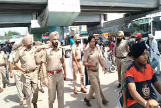 Moga Police took out a flag march and appealed to the people to maintain the law and order situation