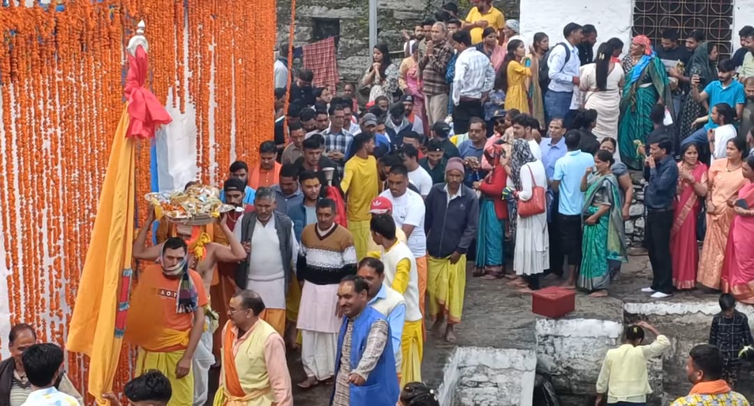 Triyuginarayan Temple