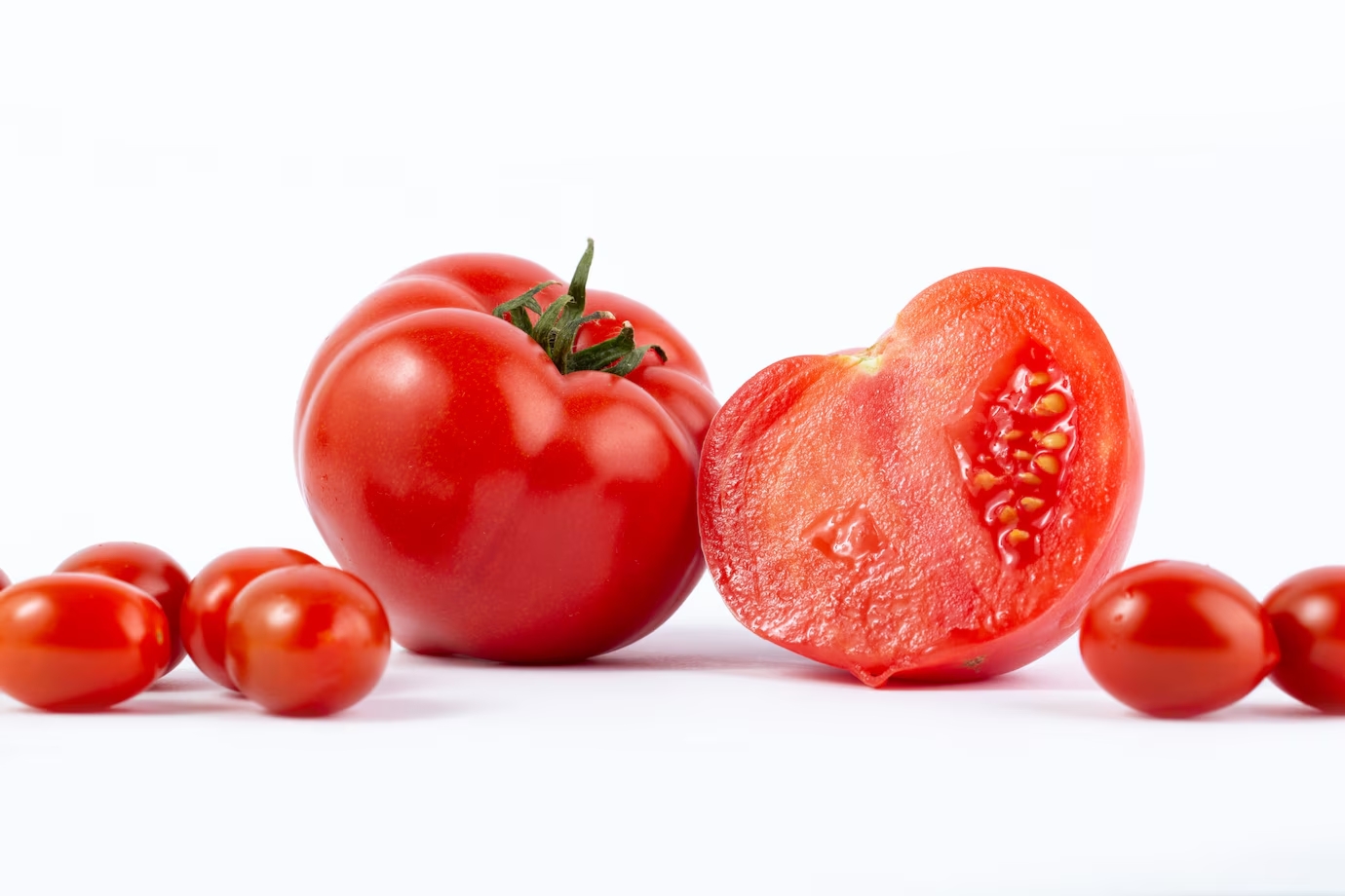 Are Tomatoes Healthy or Bad for our health ?