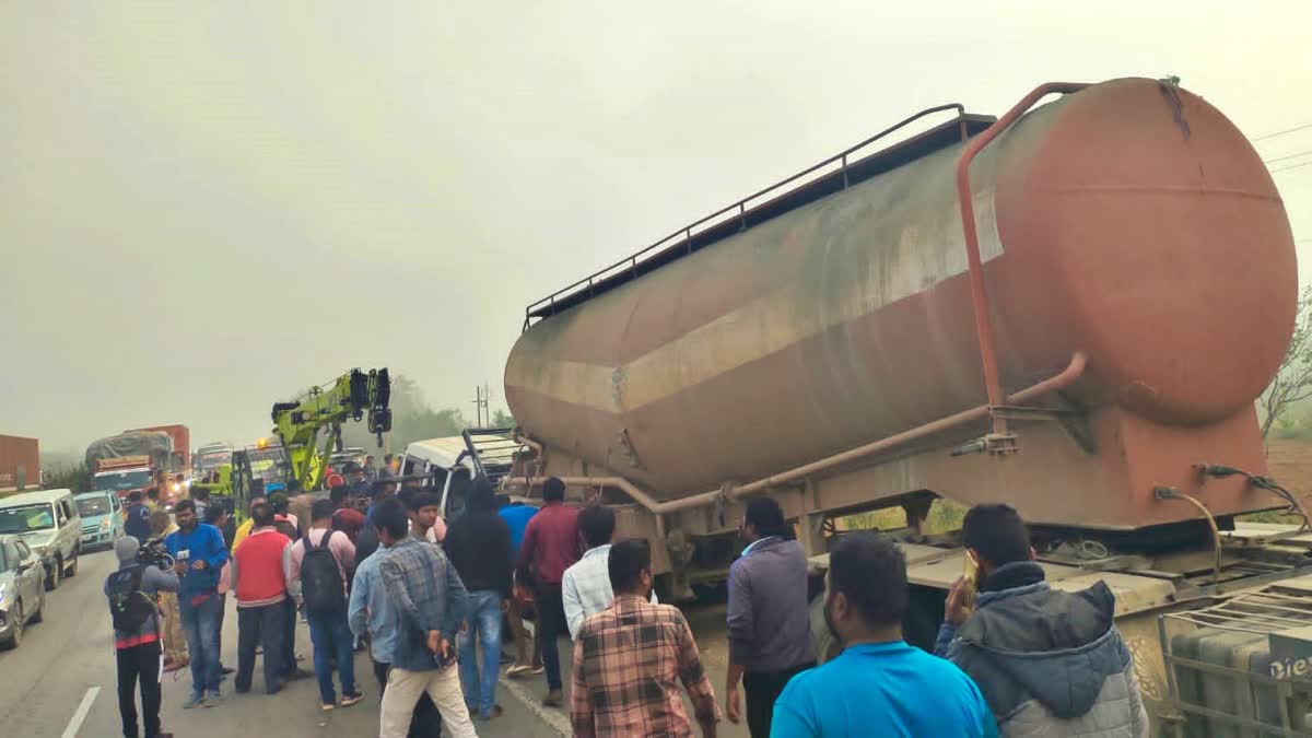 chikkaballapura-road-accident-death-toll-raised-to-13-2-lakh-compensation-to-deceased