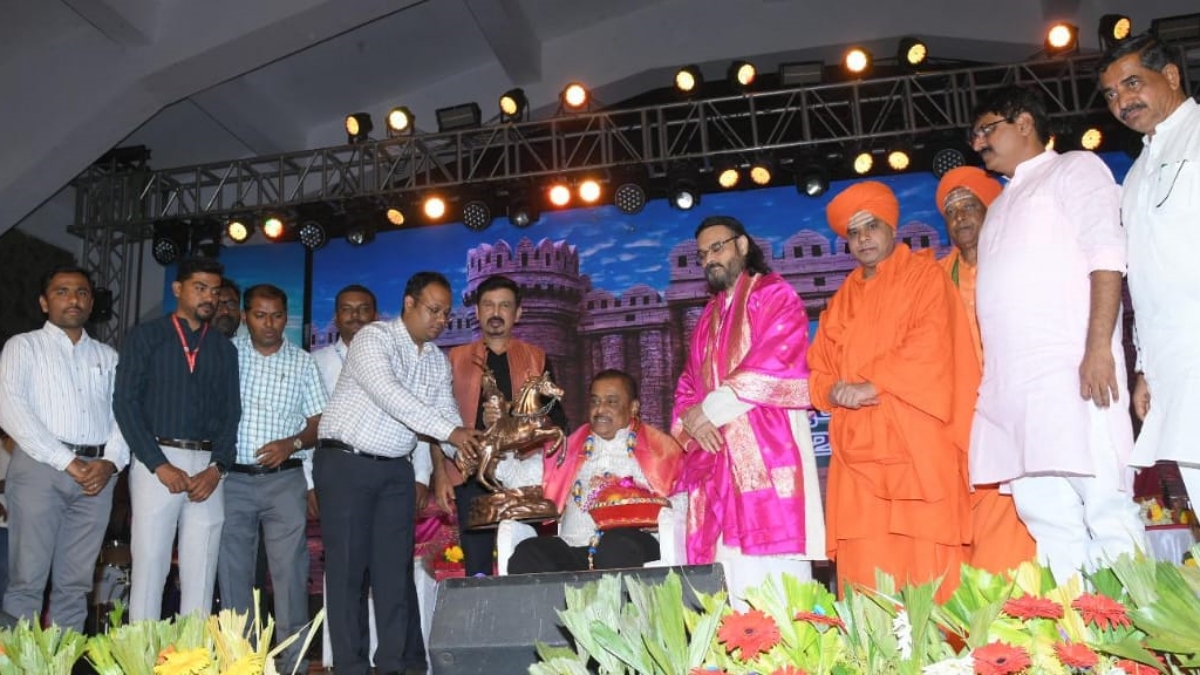 Music Director Hamsalekha Felicitated in Kittur Utsav