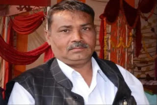 Uttar Pradesh: Man's body found hanging from a tree, kin allege murder