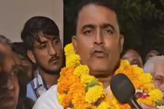 Congress named Madan Prajapat as candidate