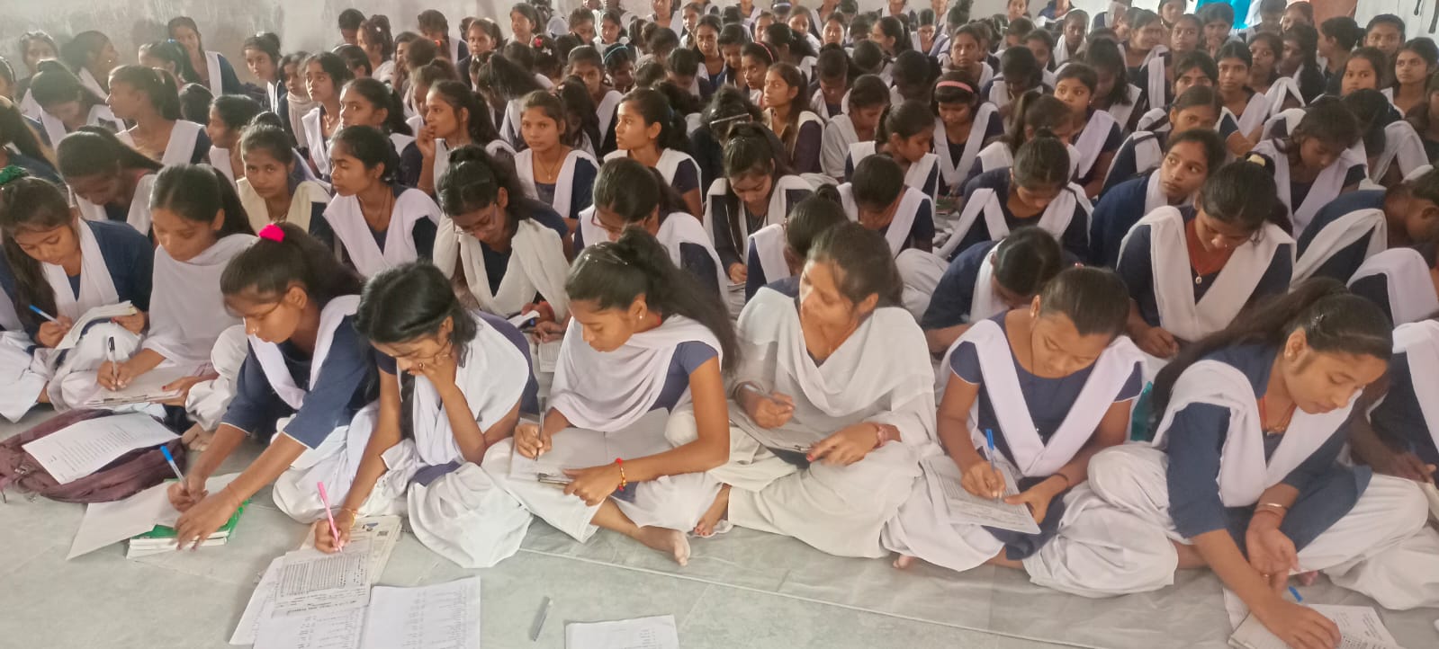 Girls students blocked road