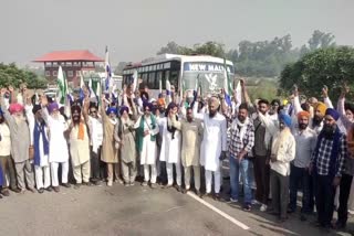 FARMERS BLOCKED ROADS INDEFINITELY