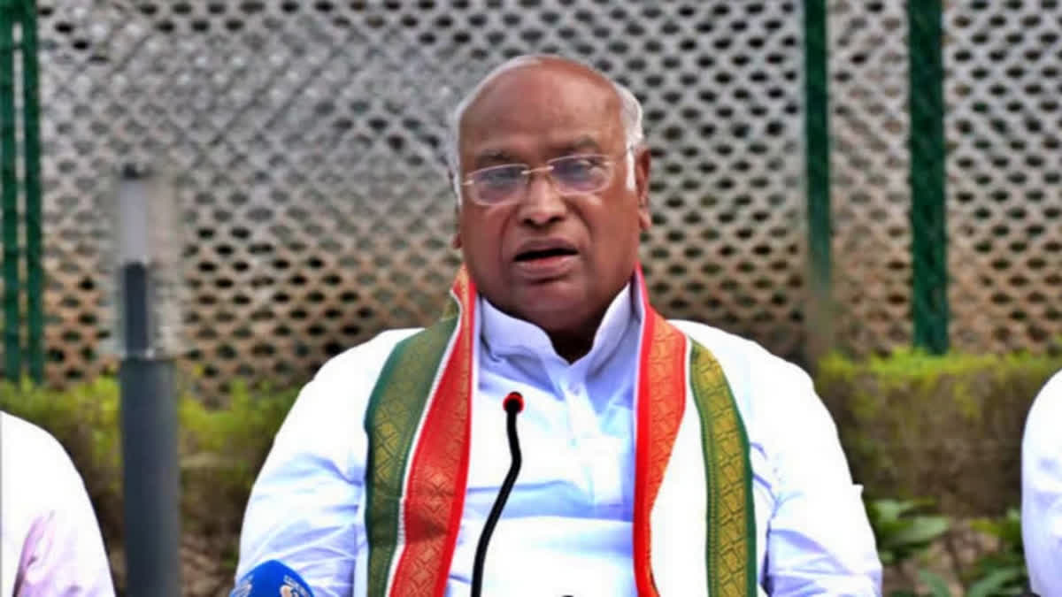 Former Congress president Sonia Gandhi will release a book on five decades of Mallikarjun Kharge’s public life to mark one year in office on November 29. The book edited by Sukhadev Thorat and Chetan Shinde focuses on the five decades of Kharge’s political engagement and his politics of social justice and inclusion.