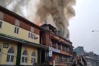 two-fire-incidents-in-srinagar-woman-killed-shoping-complex-and-mosque-gutted