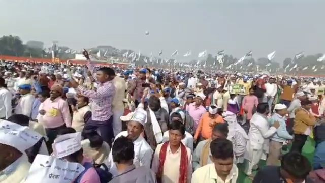 खचाखच भरा मैदान, चुनावी मोड में जाती दिख रही जेडीयू