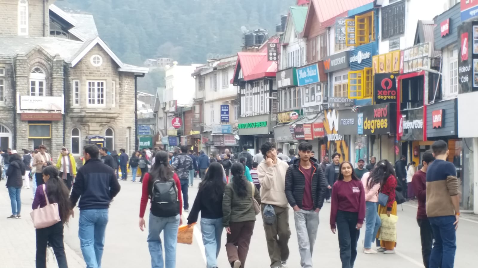 Shimla Buzzed With Tourists