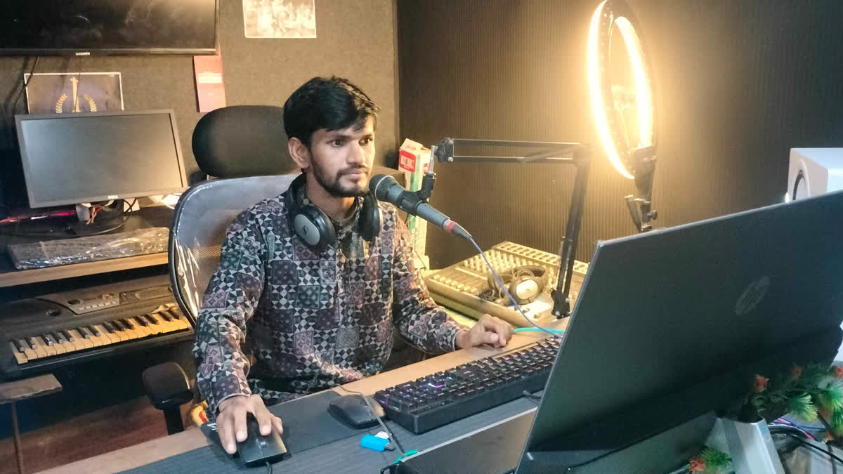 Tribal Youth's Hardwork Pays, Sets Up Own Studio In Ratlam, Procures Equipment