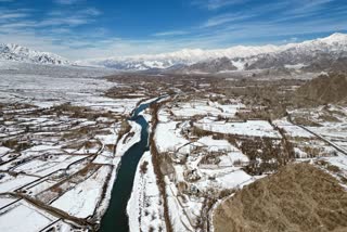 An aerial view of Indus river amid snow capped landscape in Ladakh. Ladakh’s Nyoma shivered at -14.7°C, Shopian in south Kashmir recorded a minimum temperature of -3.3°C, the Meteorological Department (MeT) said on Tuesday.