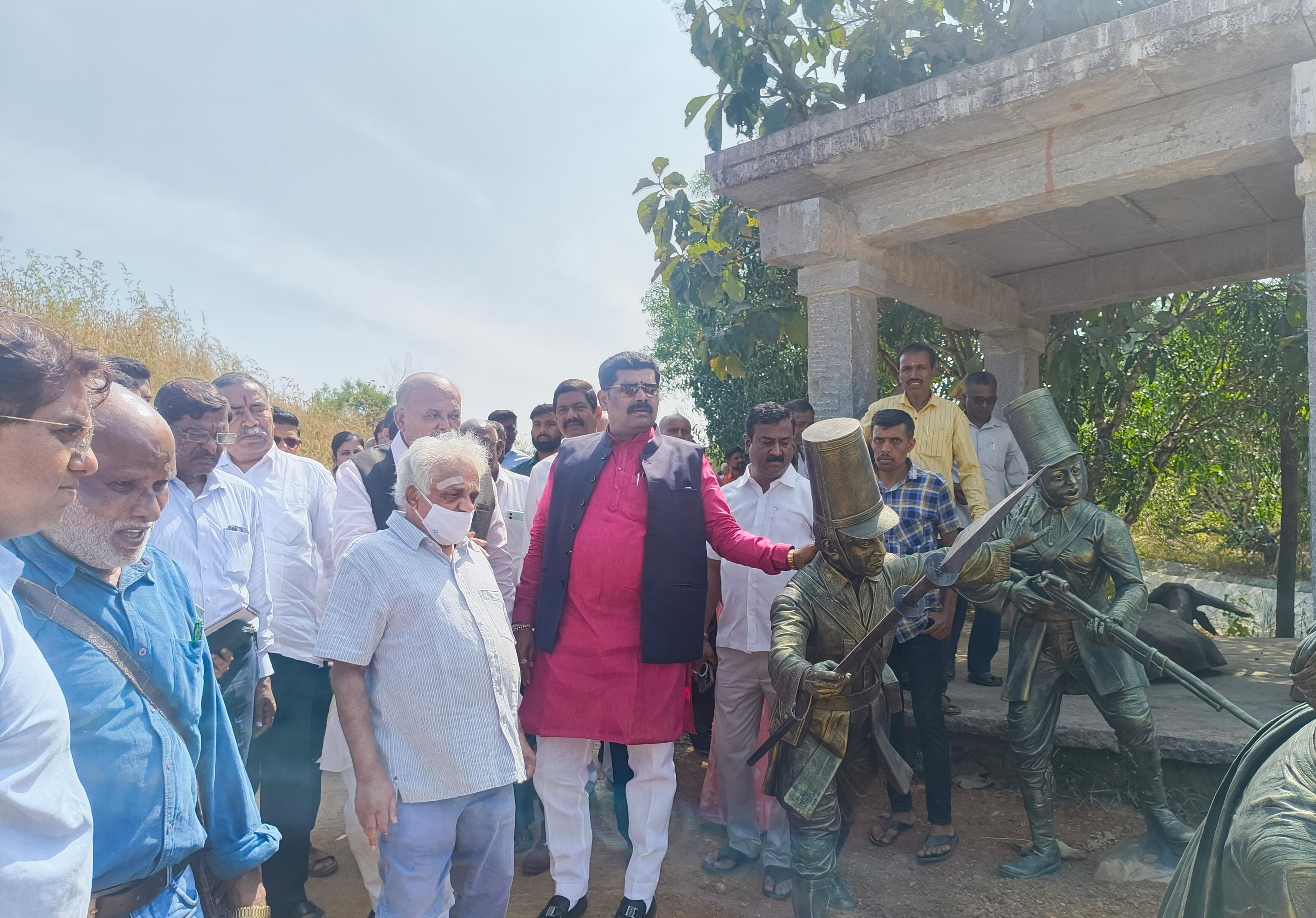 Sangolli Rayanna Museum to be inaugurated by the end of December: Minister Shivaraj Tangadagi