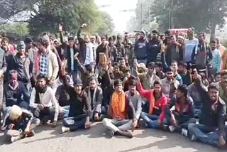 Vidisha news farmers angry in Mirzapur Mandi
