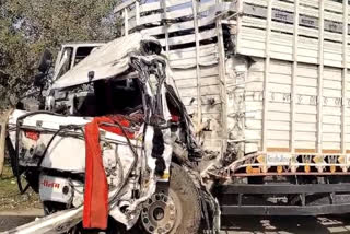 truck hit another truck in Jodhpur