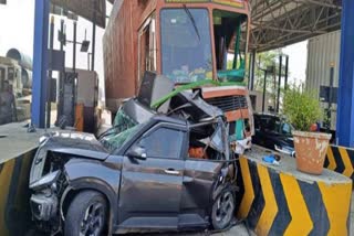 Nizamabad Toll Plaza Accident