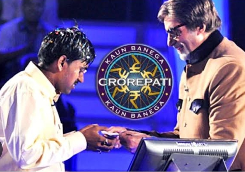 KBC सीजन 5 में सुशील को चेक देते महानायक अमिताभ बच्चन