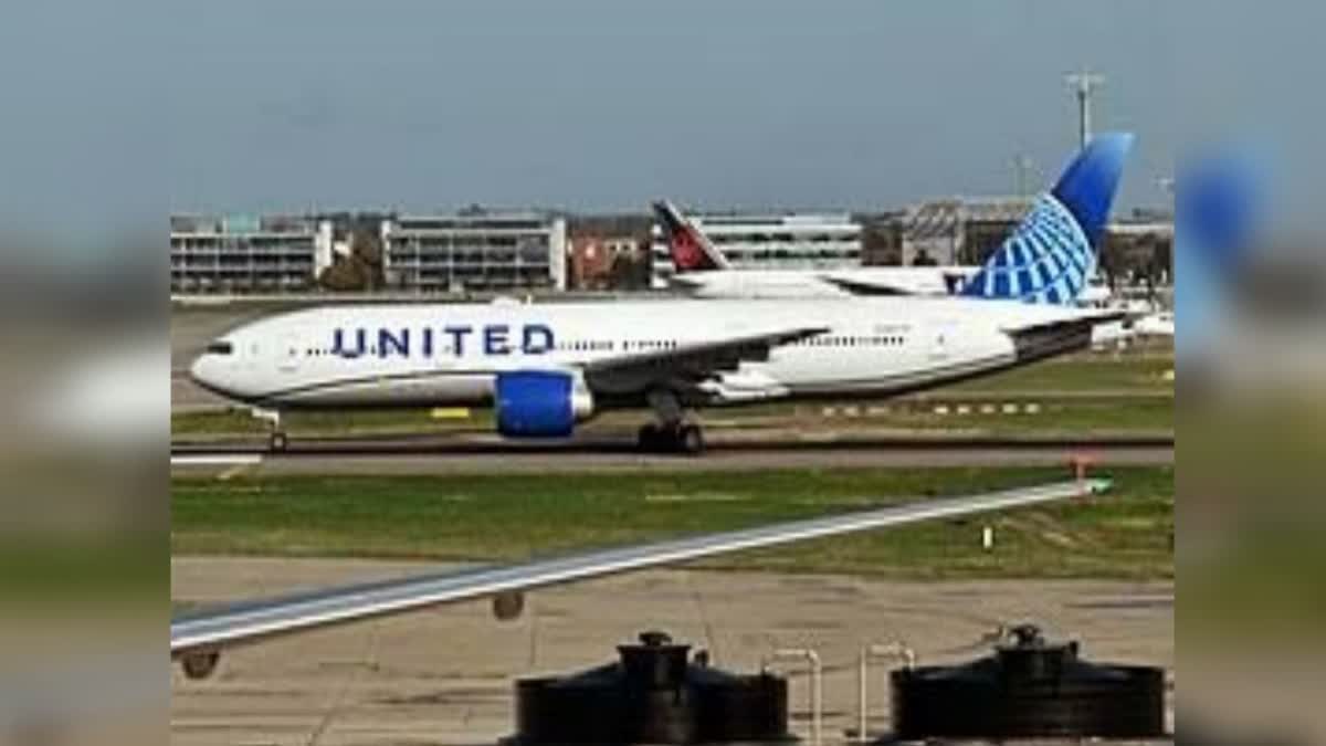 UNITED AIRLINES WHEEL WELL INCIDENT