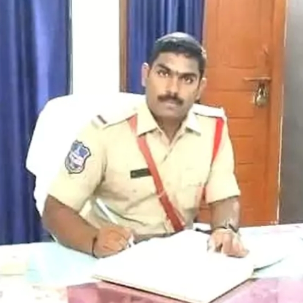 SI SAI KUMAR