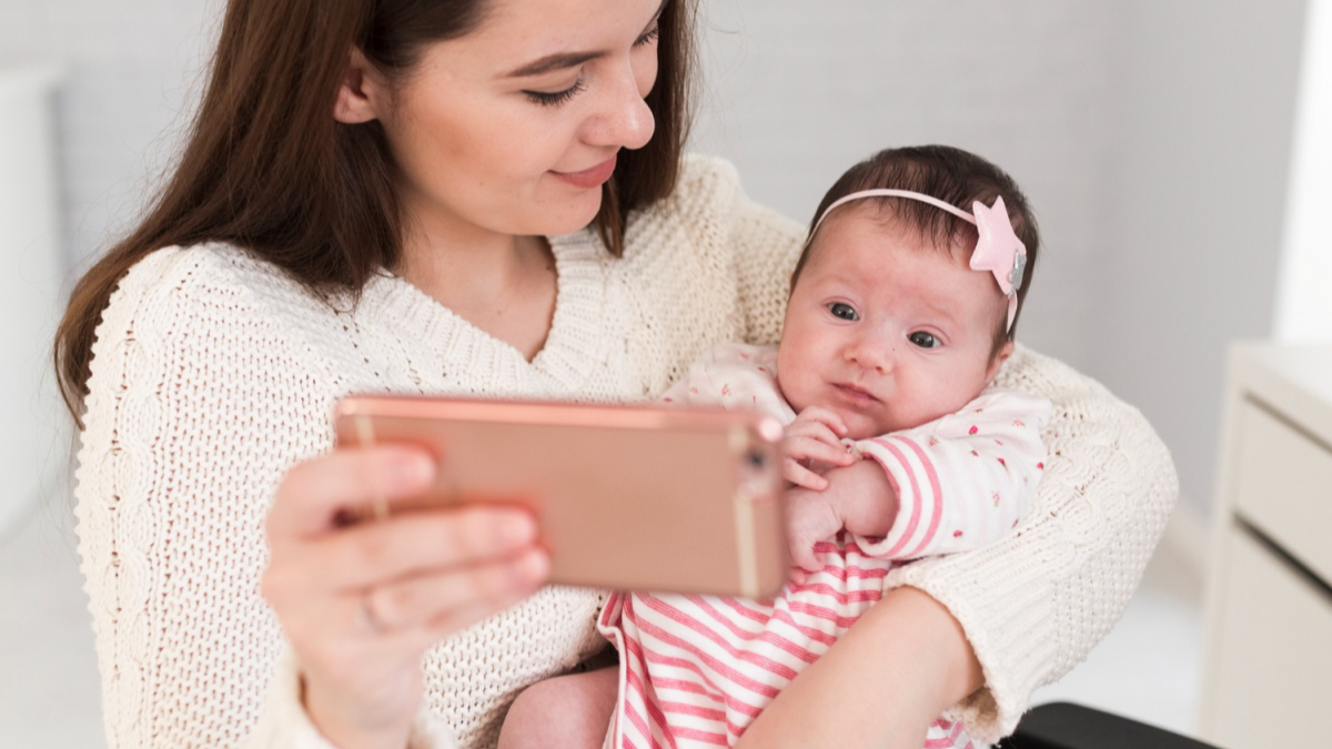 Infants are exposed to screens from an early age