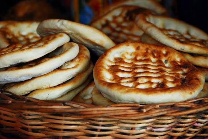 Kashmir’s Staple Bread ‘Kander Tchot’ Prices Double, Triggering Outrage Across Valley