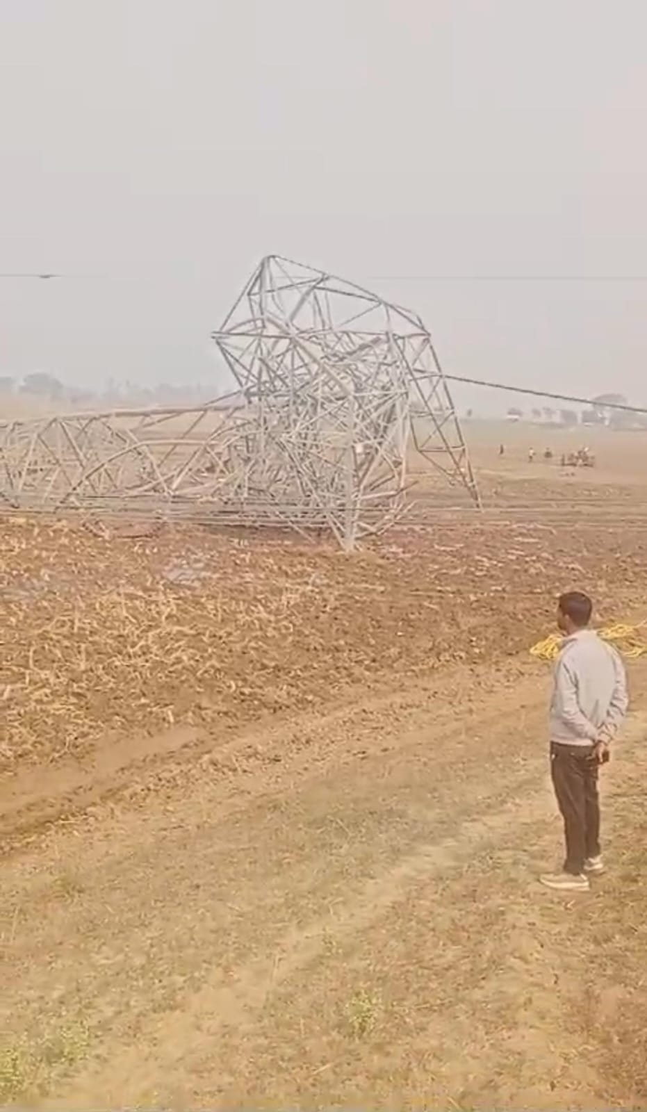 patehra High tension line tower broken