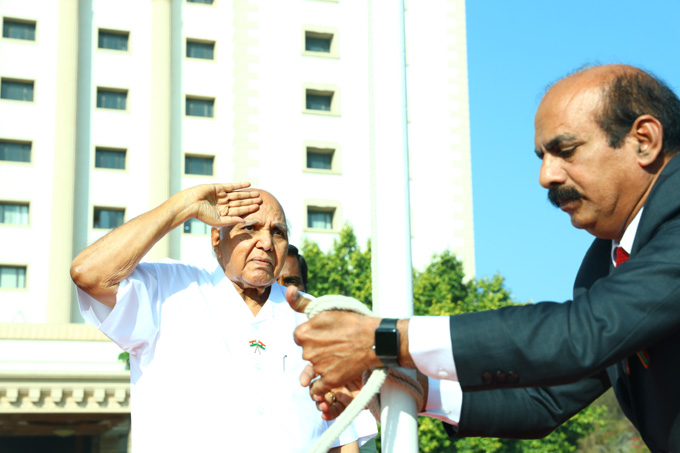 Chairman of Ramoji Group Ramoji Rao hoisted the national flag