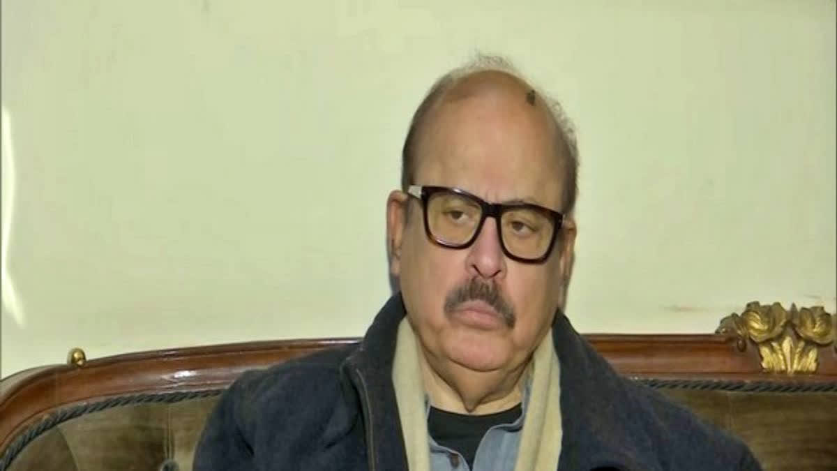 Amid Bihar yet again facing political turmoil in the state with rumours of Nitish Kumar joining the BJP-led NDA, Congress leader Tariq Anwar says that Nitish switching sides again would tarnish the image of not just him but of his party as well.