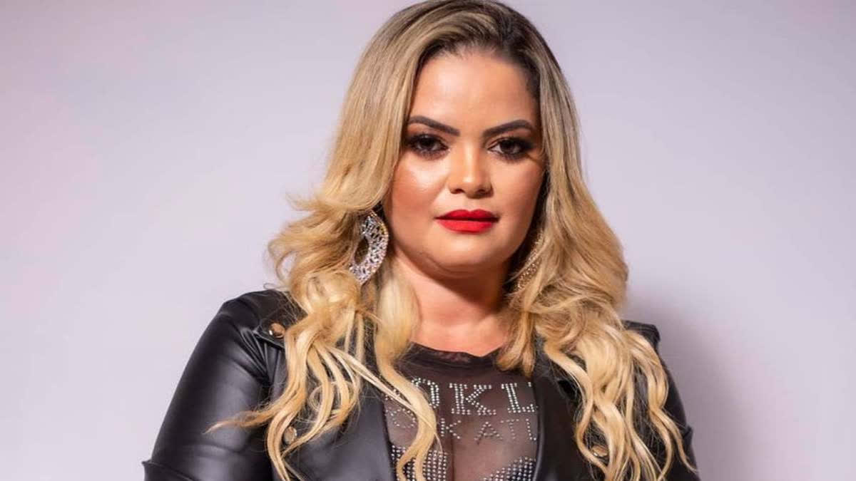 cosmetic surgeries, Brazilian singer Dani Li dies