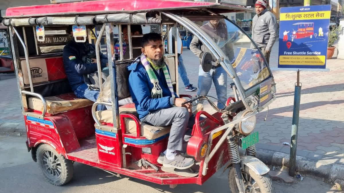 NCRTC launches free e-rickshaw shuttles in Ghaziabad, connecting Namo Bharat and Shaheed Sthal Metro stations to ensure safe, seamless travel during peak hours.