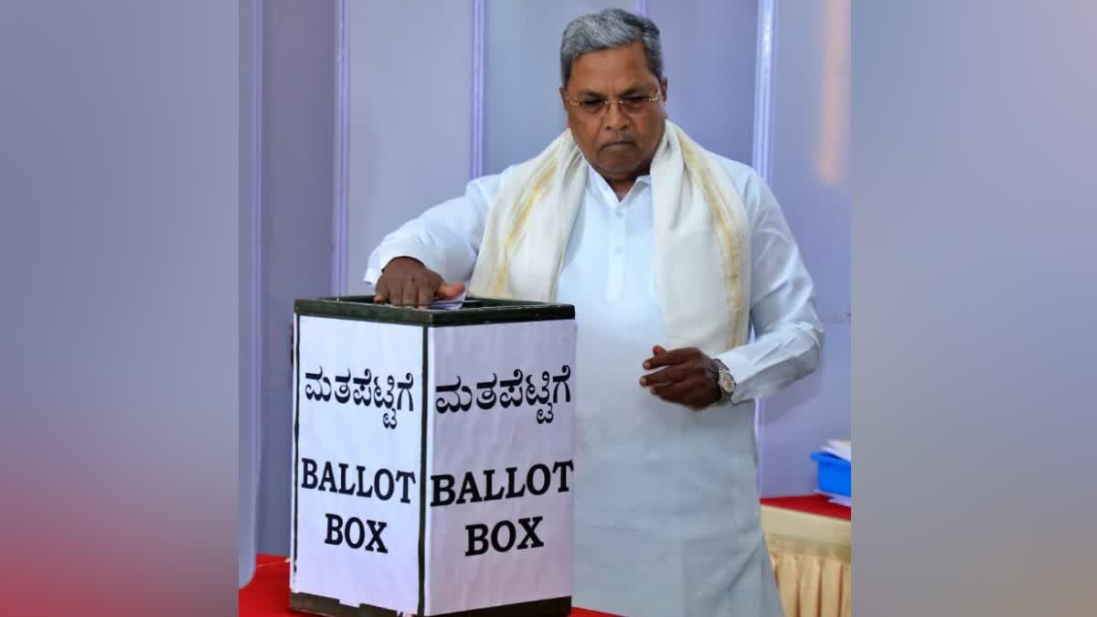 Voting by CM Siddaramaiah