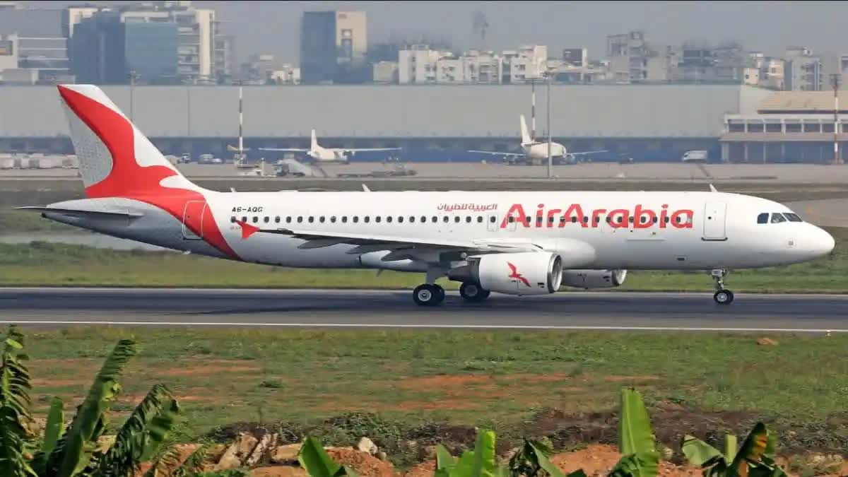 a man arrested who is used to fake ticket in chennai airport