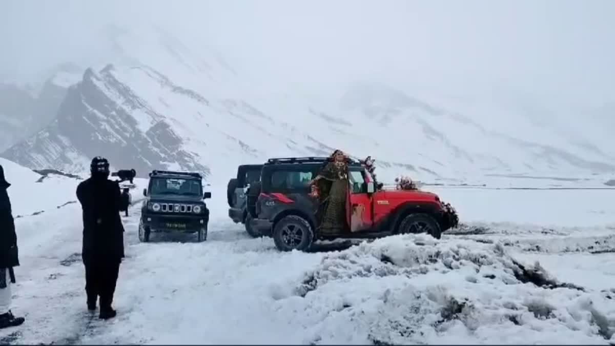 gujarati-couple-destination-wedding-in-minus-25-degree-celsius-in-spiti-valley-himachal-pradesh