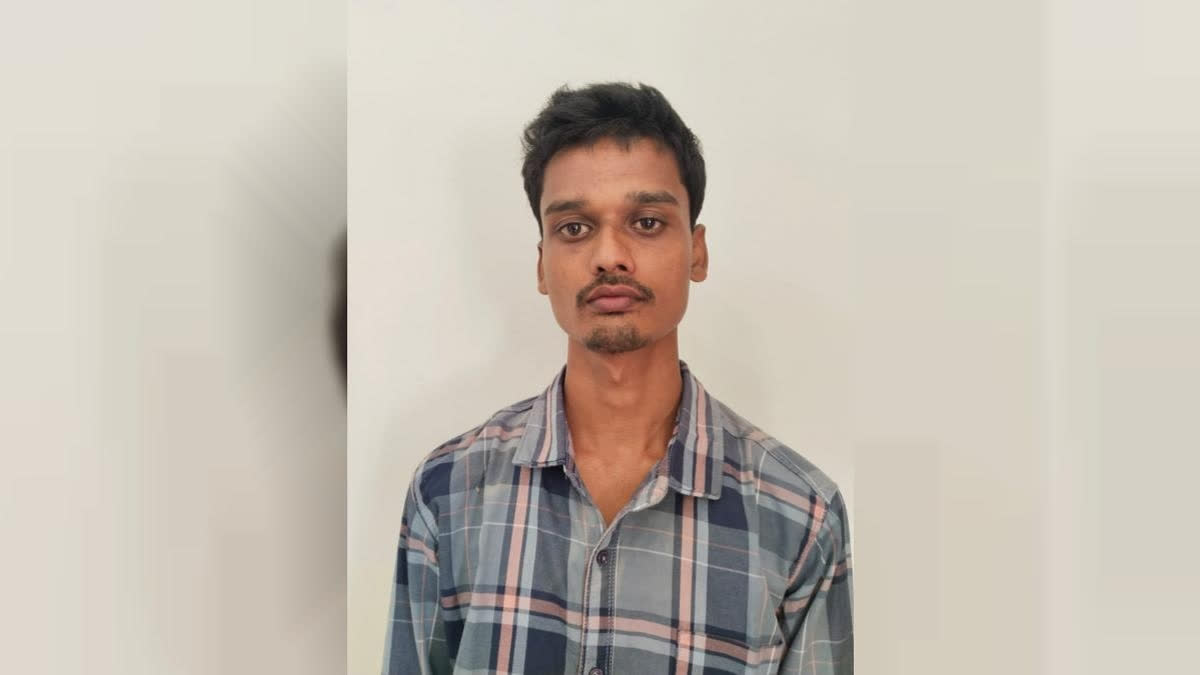 Ramamurthy Nagar Police on Tuesday arrested a man who used to steal mobile phones from the bags of female passengers in buses and steal amounts from bank accounts using the SIM cards in them.