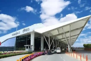 Threat to bomb a flight at Delhi airport turned out to be false, police engaged in investigation
