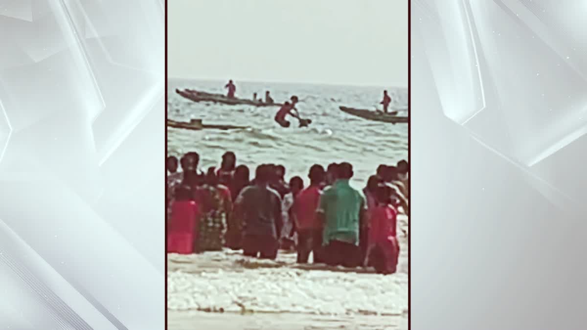 Lifeguards Saved Drowning Person in Vishaka RK Beach