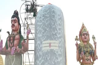 KOOTHAIPPAR MAHAKALEESWARI TEMPLE  ABHISHEKAM FOR 61FOOT SHIVA LINGAM  61 അടി ഉയരത്തില്‍ ശിവലിംഗം  മഹാശിവരാത്രി