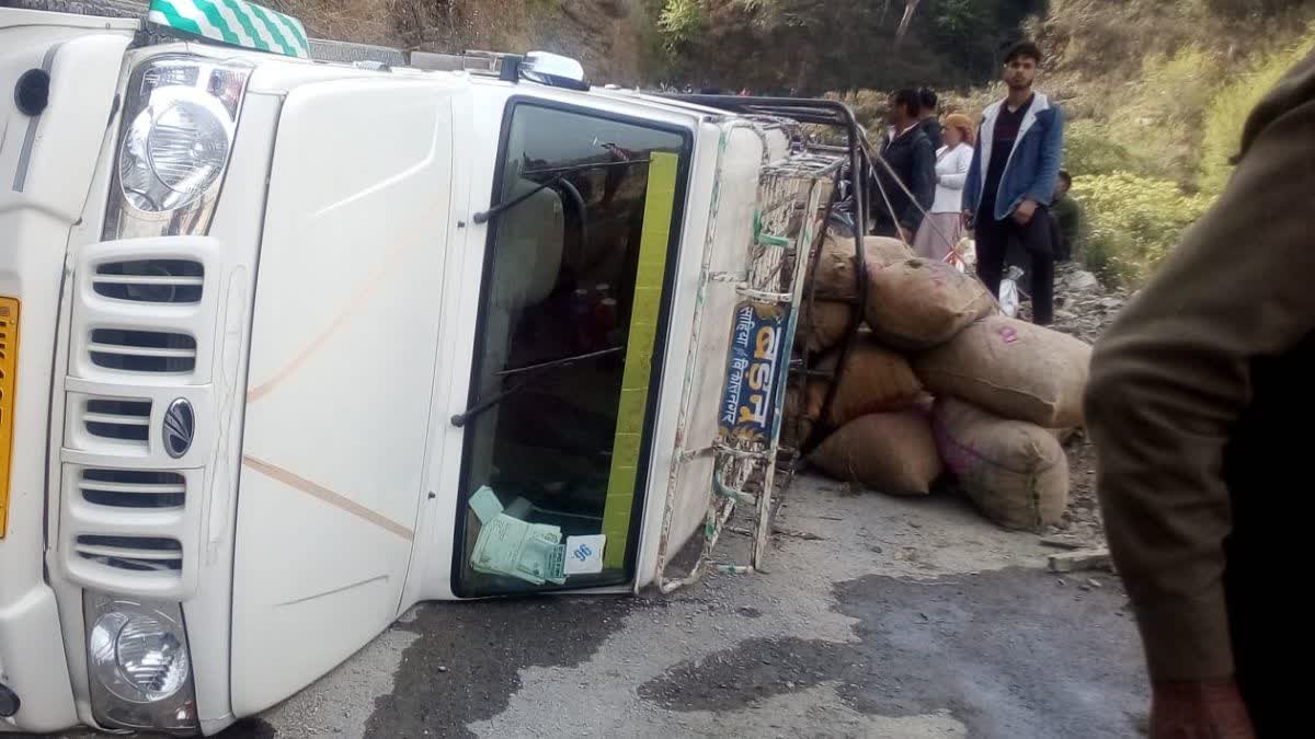 Road accident in Vikasnagar