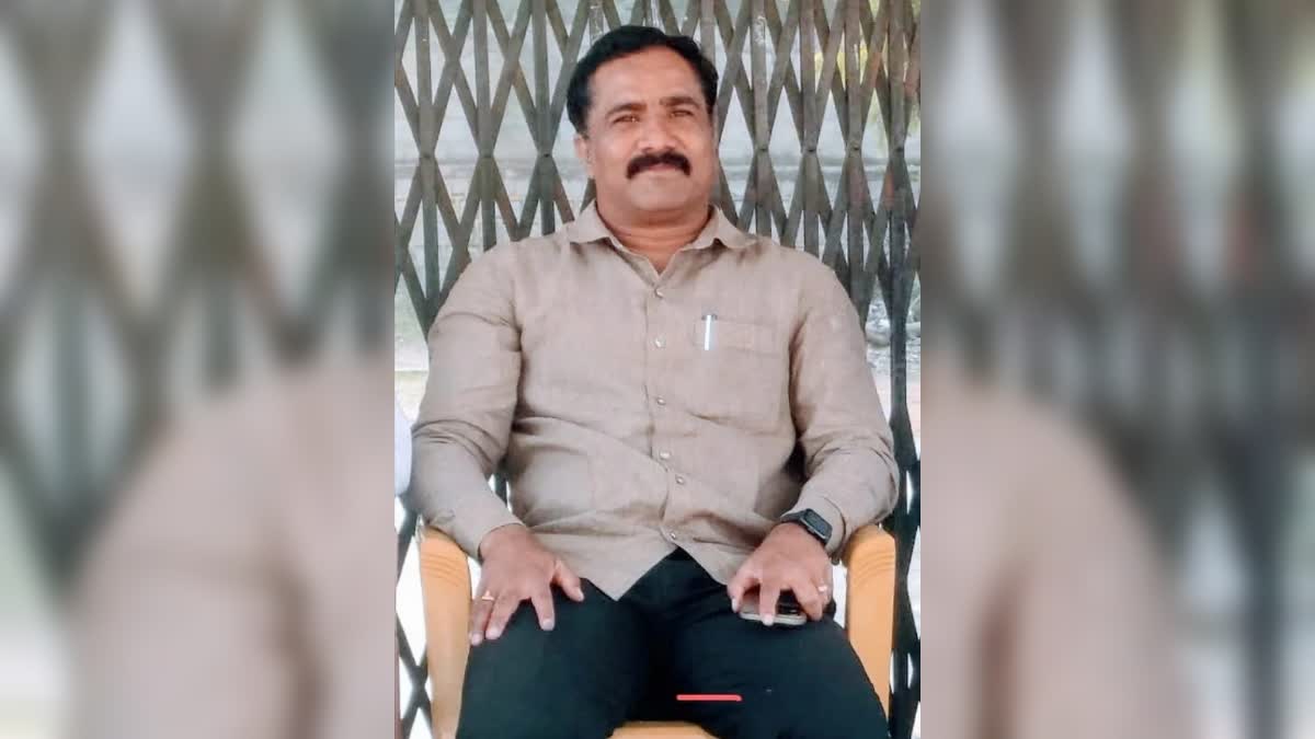 PU Lecturer dies of heart attack in evaluation center in Ballari