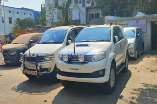election flying squad seized five cars who breaking the election rules in Salem