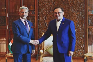 Jaishankar calls on Malaysian PM